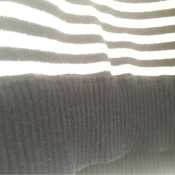 V neck Sleeveless Sweater Vest - Picture 5 of 7